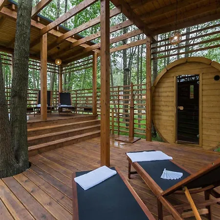Comfortable Homes, Summer Pool, Sauna 펜션 니에초르체
