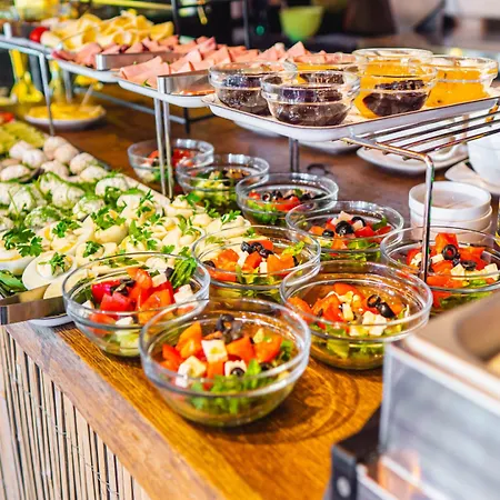 Comfortable Holiday Homes, Summer Pool, Sauna