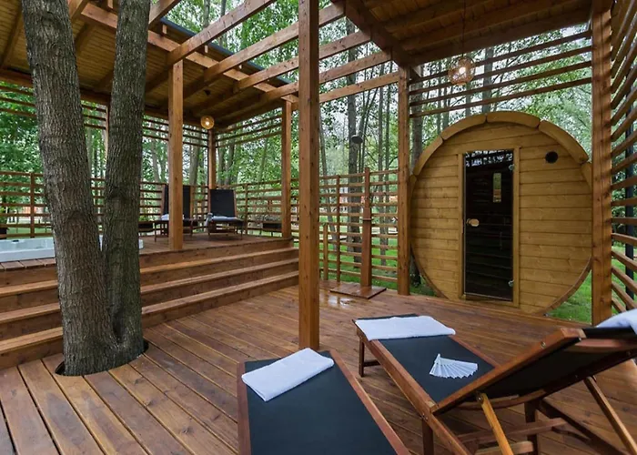 Comfortable Homes, Summer Pool, Sauna بيت للعطل نيخوجة