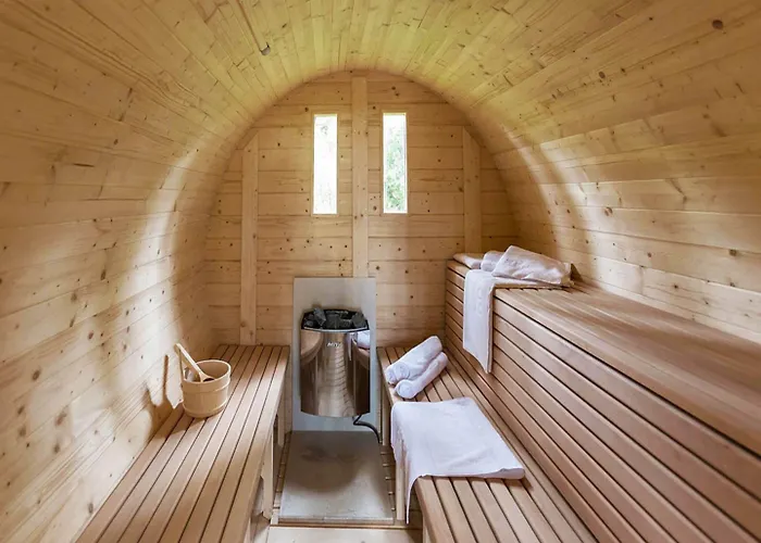 Comfortable Homes, Summer Pool, Sauna بيت للعطل