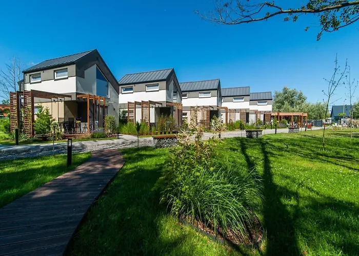 Comfortable Homes, Summer Pool, Sauna